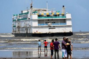 Brand New Goa Floating Casino Gets Stuck in Mandovi River Sandbar